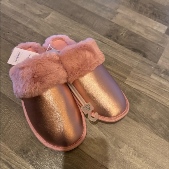 Valentines gift 💝 Metallic Pink Faux Fur Slippers for women - Picture 7 of 11
